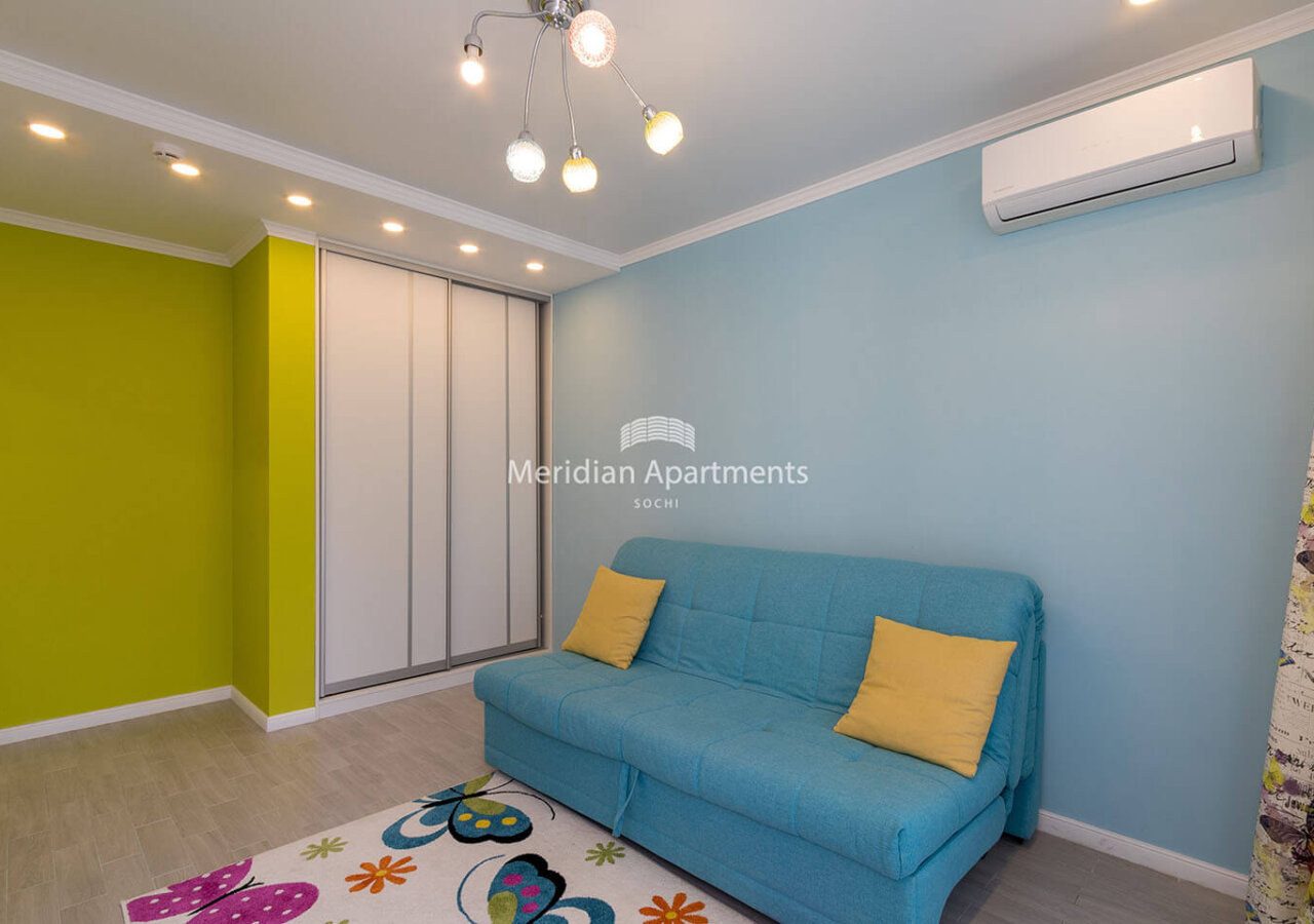 Двухуровневый апартамент 85 м²