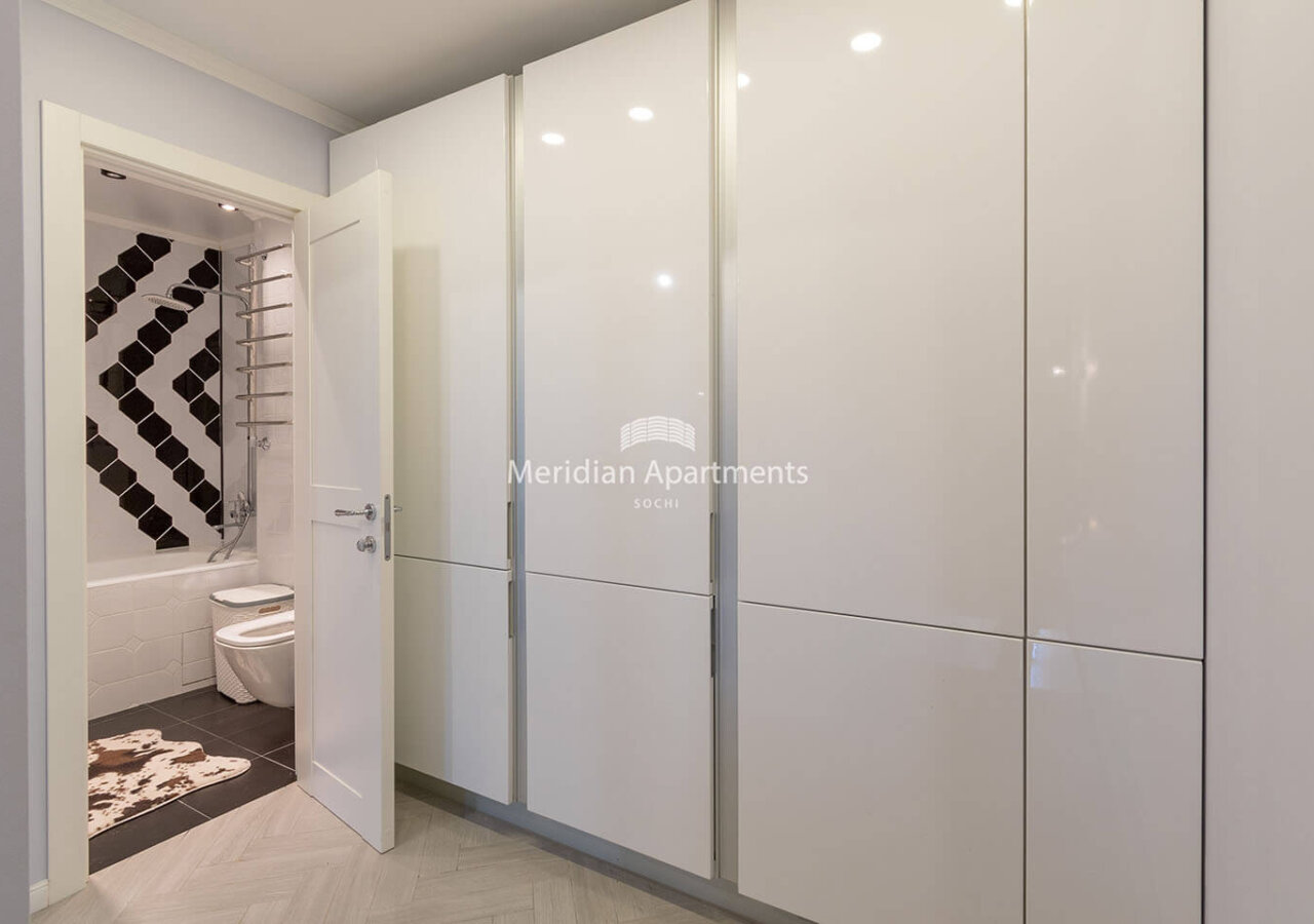 Двухуровневый апартамент 85 м²