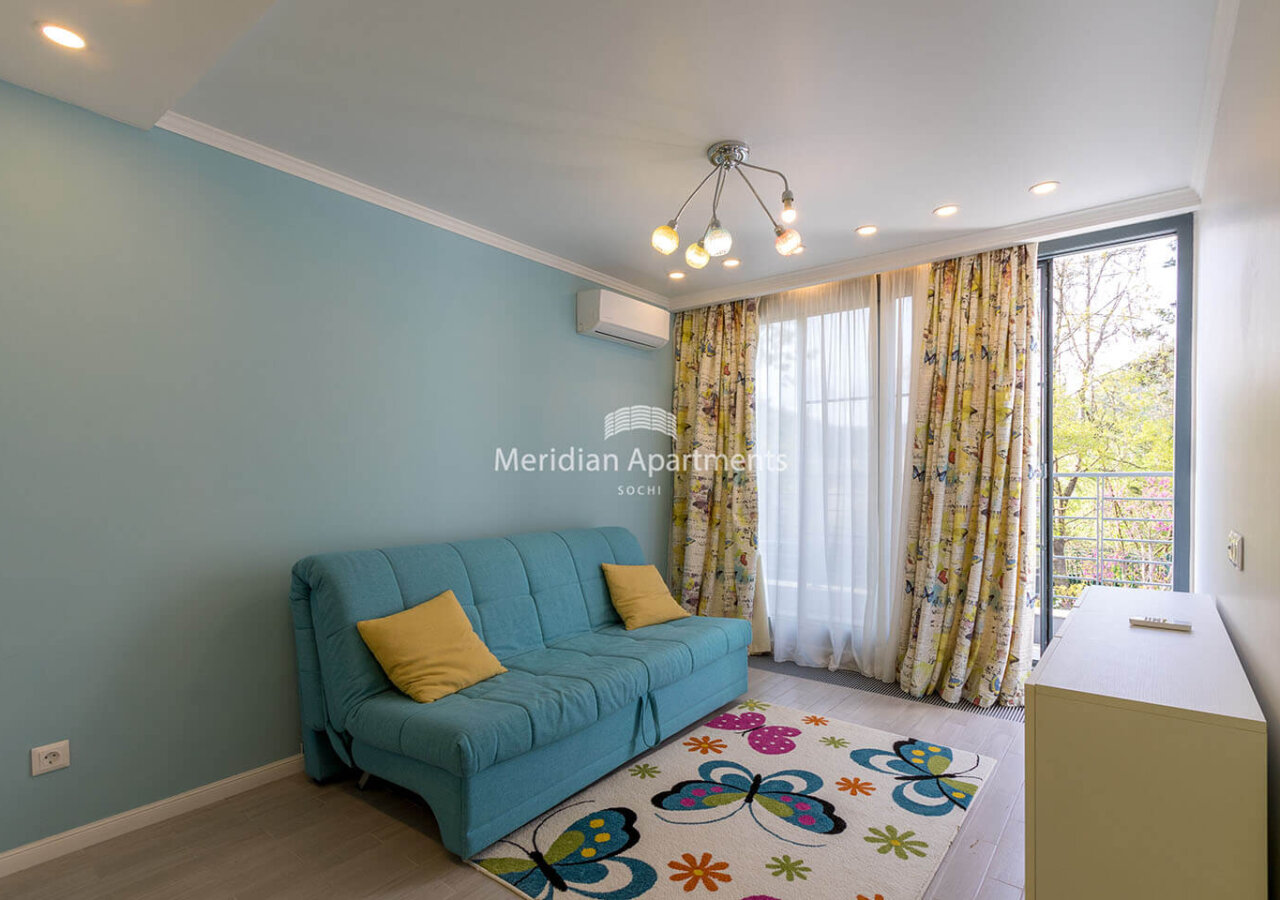 Двухуровневый апартамент 85 м²