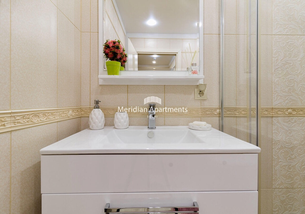 Двухуровневый апартамент 77 м²