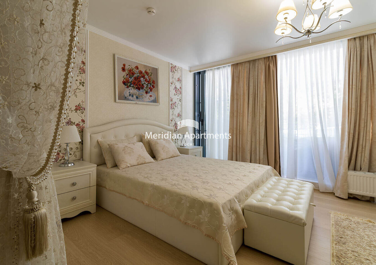 Двухуровневый апартамент 77 м²