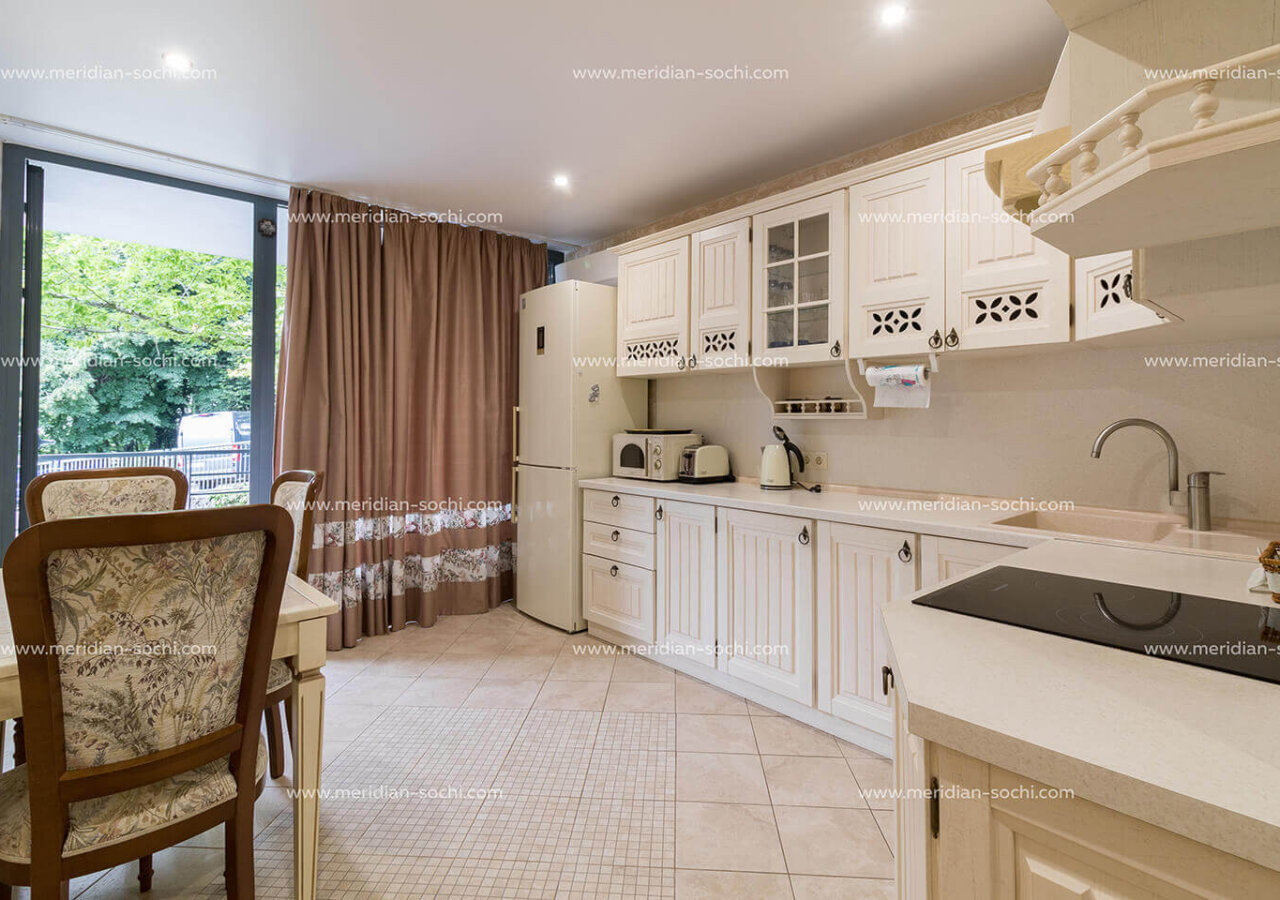 2 комнатный апартамент 70 м². Апартаменты Меридиан Сочи.