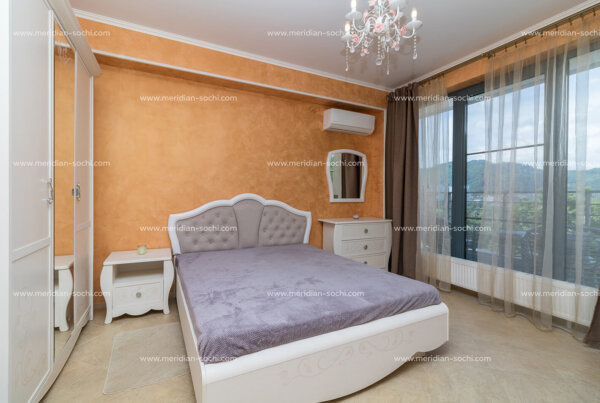 Угловая студия с террасой 35 м² (лот 12)