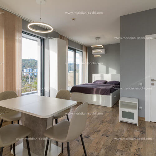 Студия с видом на море и горы