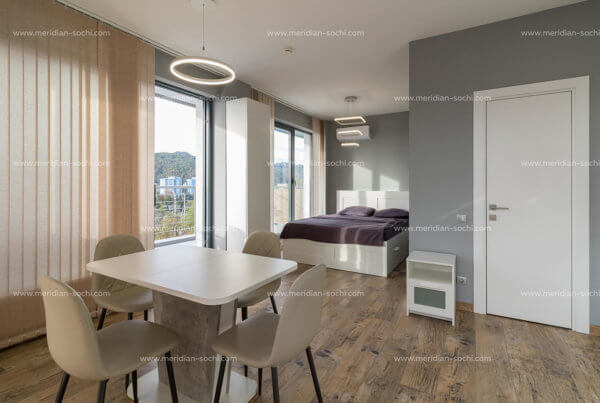 Студия с видом на море и горы в Сочи